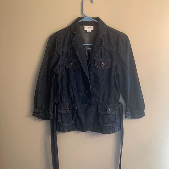 Loft Jean jacket.   Excellent shape with belt.  Inv 1555 - Picture 1 of 3